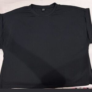 Women black cotton t-shirt NEVER WORN